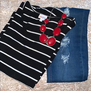 Lularoe Classic Tee Small